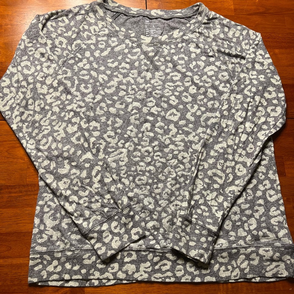 Gap Lightweight sweatshirt top